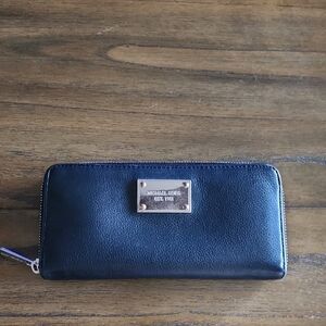 Michael Kors Black Leather Zip Around Wallet